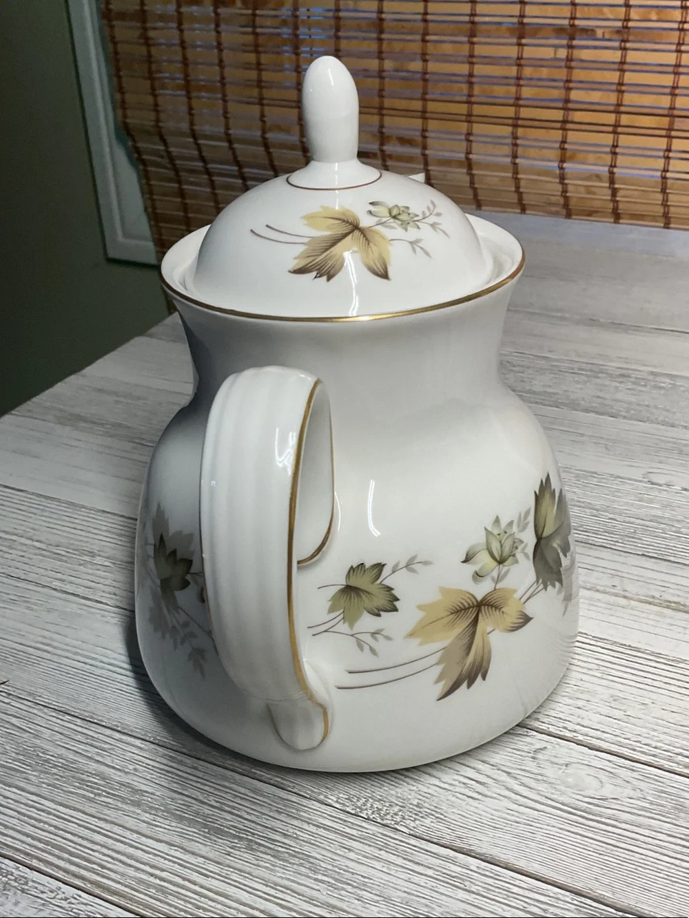 Larchmont by ROYAL DOULTON TEA POT TC1019